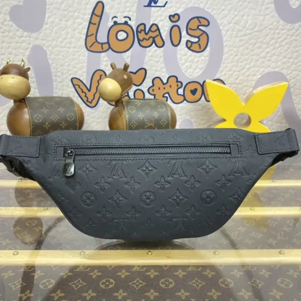 Louis Vuitton Bumbag Discovery Black Canvas - Image 8