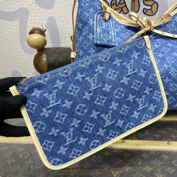Louis Vuitton Carry All MM Denim - Image 4