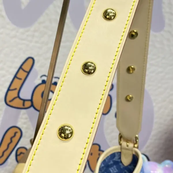 Louis Vuitton Carry All MM Denim - Image 7
