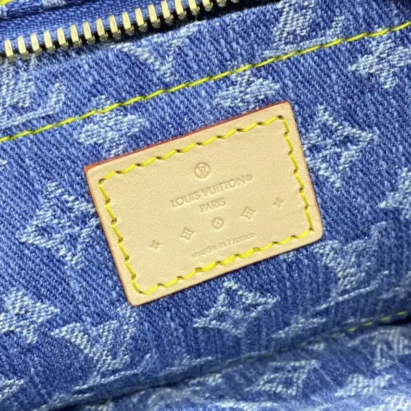 Louis Vuitton Croissant Denim - Image 3