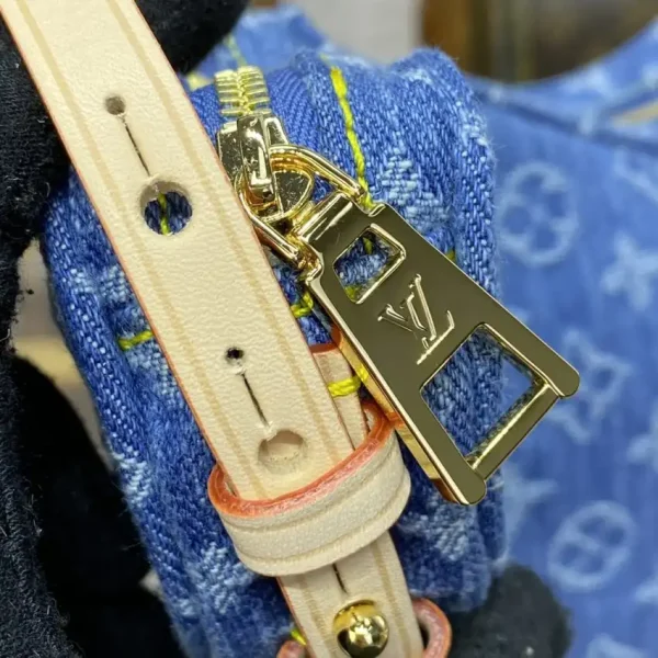 Louis Vuitton Croissant Denim - Image 9