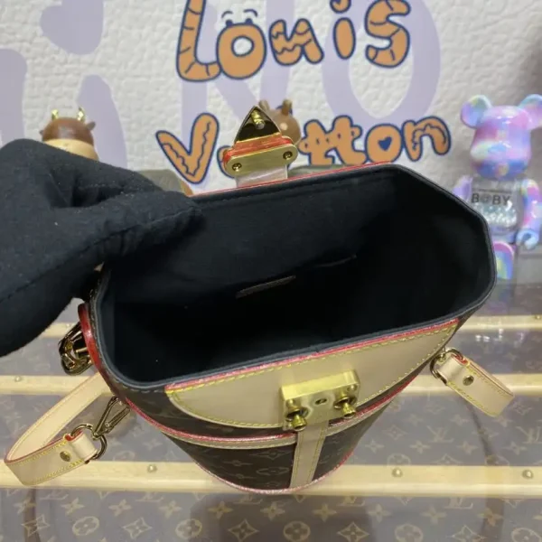Louis Vuitton Duffle Bag - Image 5