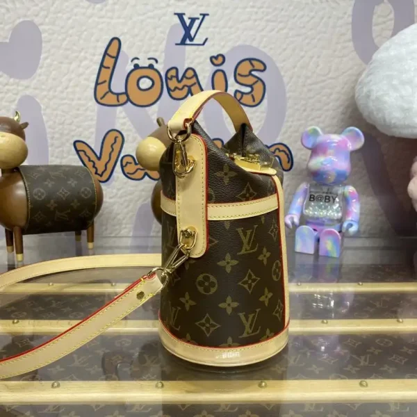 Louis Vuitton Duffle Bag - Image 8