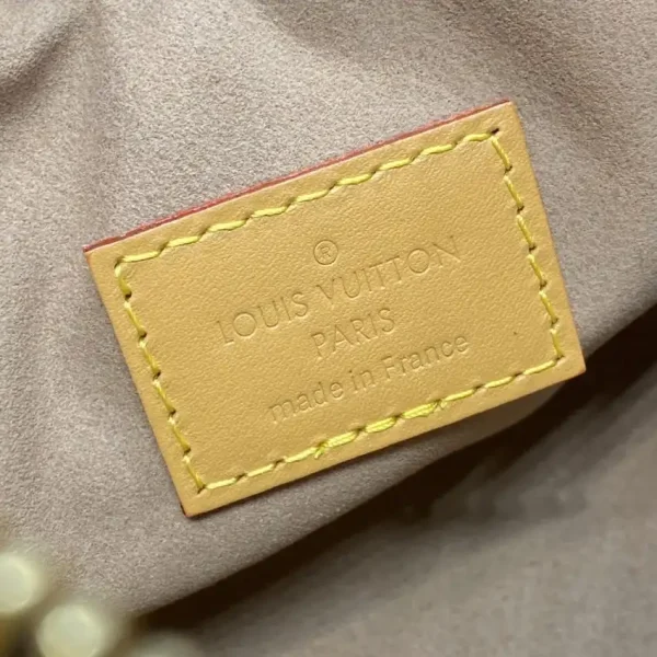 Louis Vuitton Loop Brown - Image 3