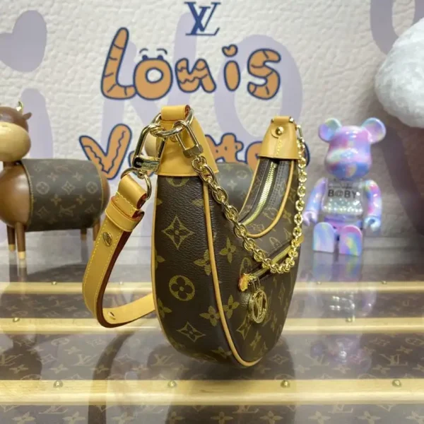 Louis Vuitton Loop Brown - Image 5