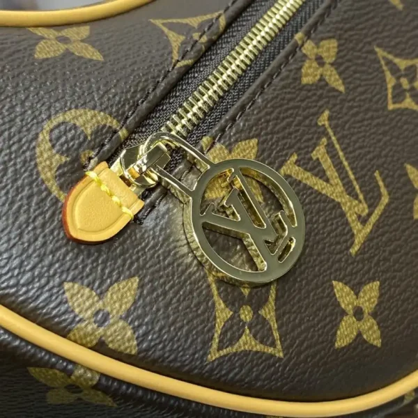 Louis Vuitton Loop Brown - Image 7