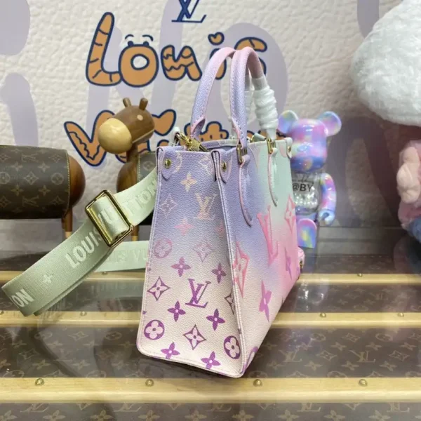 LV OnTheGo Purple - Image 4