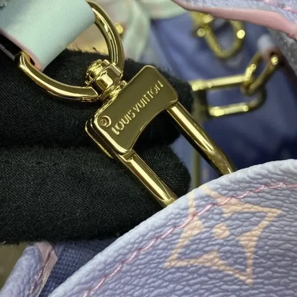 LV OnTheGo Purple - Image 7