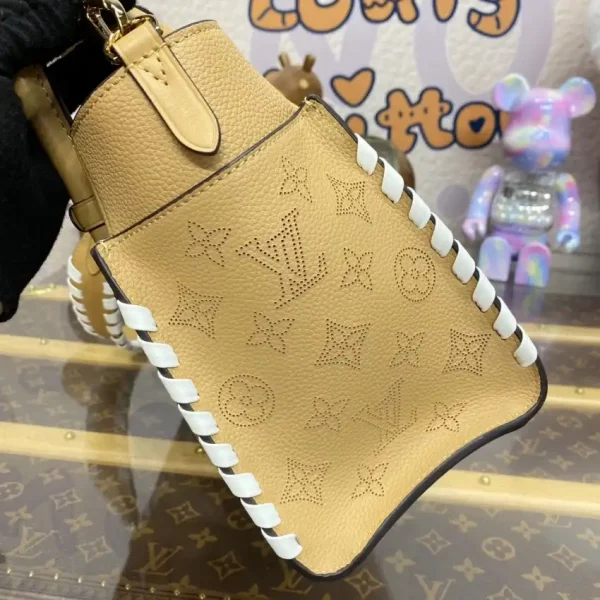 Louis Vuitton On My Side PM Milk Tea - Image 6
