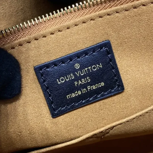 LV OnTheGo Black - Image 9