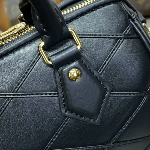 Louis Vuitton Speedy Bandouliere 20 Black - Image 4