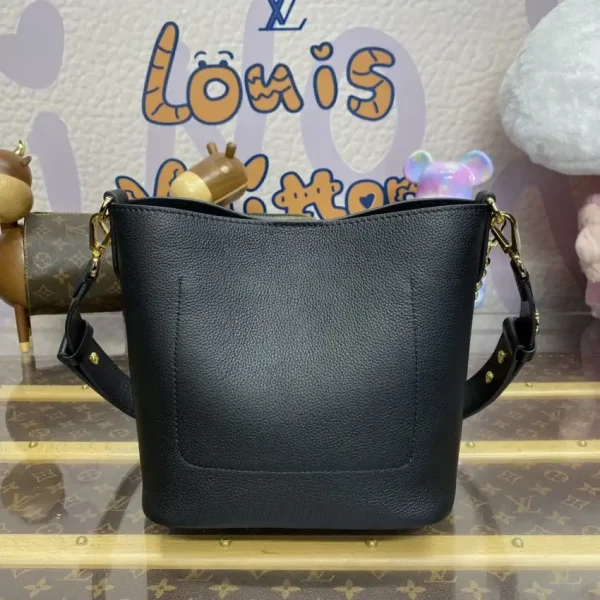 Louis Vuitton Lock and Walk Black - Image 5