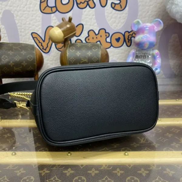 Louis Vuitton Lock and Walk Black - Image 9