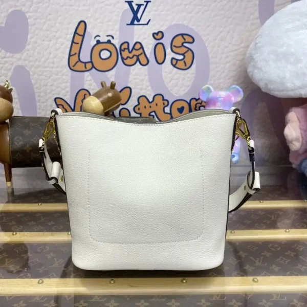Louis Vuitton Lock and Walk Beige - Image 6