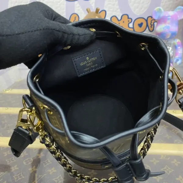 Louis Vuitton Canoé Bucket Bag - Image 2