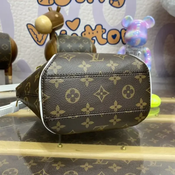 Louis Vuitton Ellipse BB - Image 4