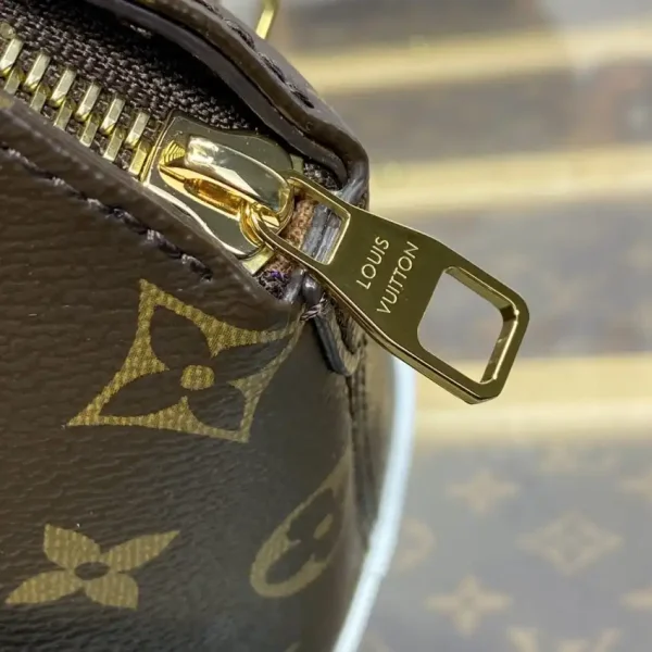 Louis Vuitton Ellipse BB - Image 7