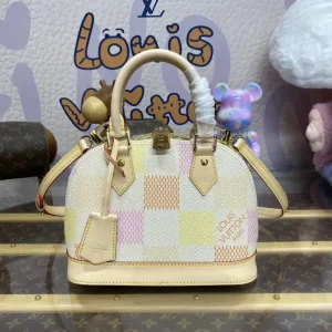 Louis Vuitton Alma BB Checkered