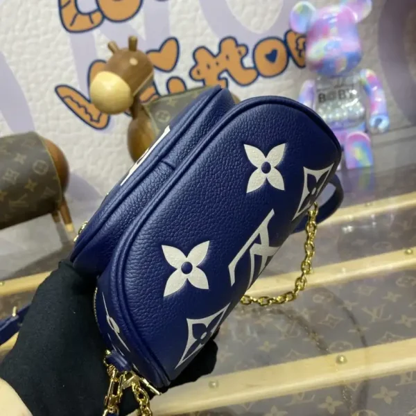 Louis Vuitton Bumbag Mini Blue - Image 8