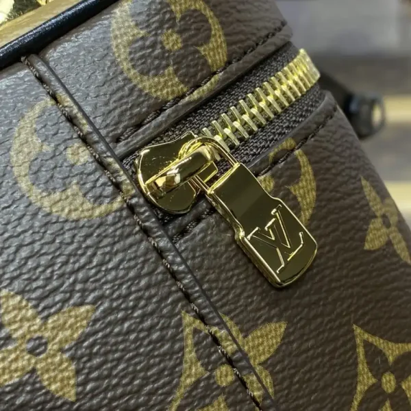 Louis Vuitton Vanity - Image 5