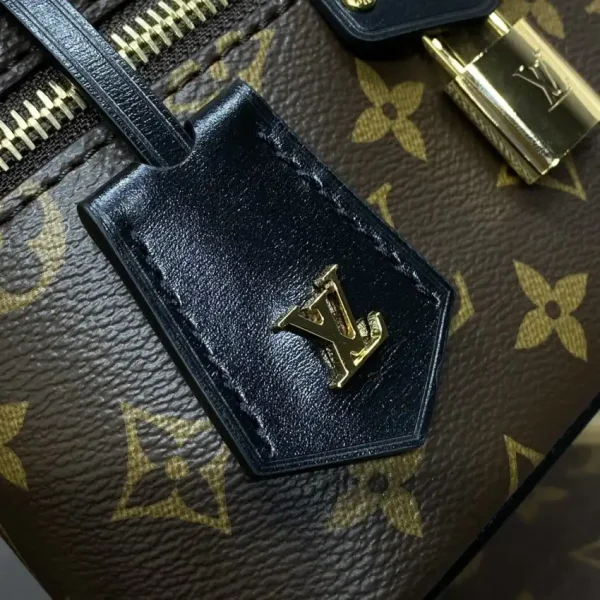 Louis Vuitton Vanity - Image 7