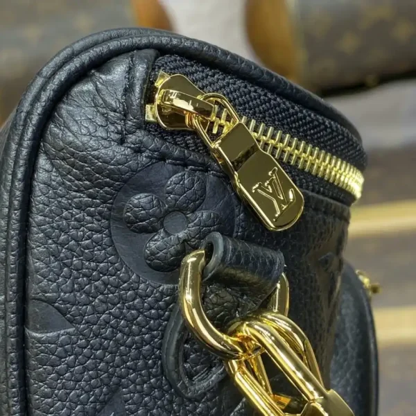 Louis Vuitton Bumbag Mini Full Black - Image 6