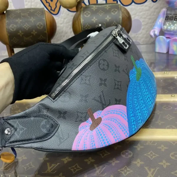 Louis Vuitton Bumbag Discovery Pampkin - Image 4