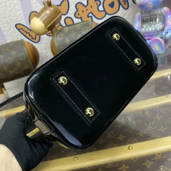 Louis Vuitton Alma BB Black Patent - Image 10