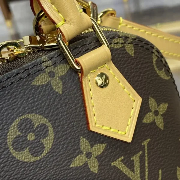 Louis Vuitton Alma Nano - Image 4