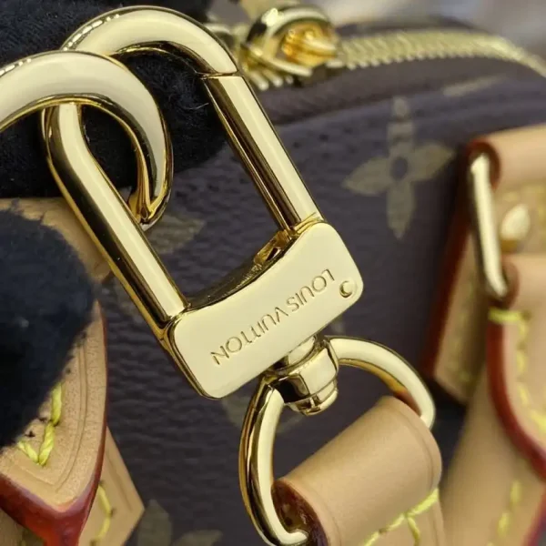 Louis Vuitton Alma Nano - Image 8