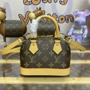 Louis Vuitton Alma Nano