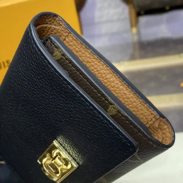 Louis  Vuitton Victorine On My Side Wallet - Image 6