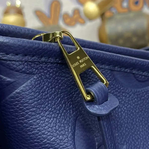 Louis Vuitton Carry All MM Dark Blue - Image 9