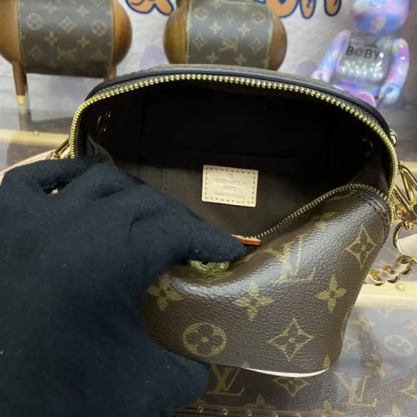 Louis Vuitton Just In Case - Image 9