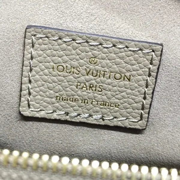 Louis Vuitton Bumbag Mini Beige - Image 8