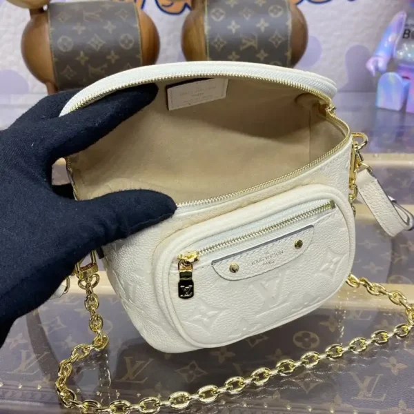 Louis Vuitton Bumbag Mini White - Image 9