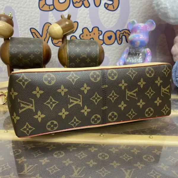 Louis Vuitton Dauphine GM - Image 5