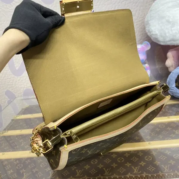 Louis Vuitton Dauphine GM - Image 11