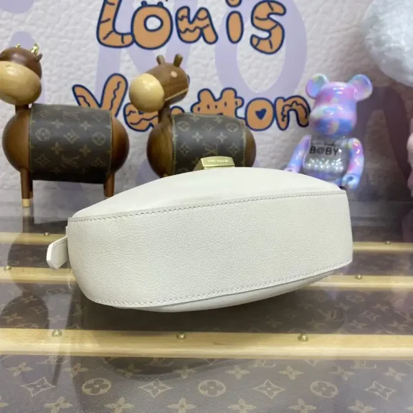 Louis Vuitton Low Key  White - Image 4