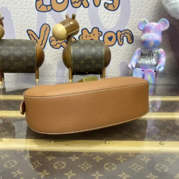 Louis Vuitton Low Key Shoulder Brown - Image 4