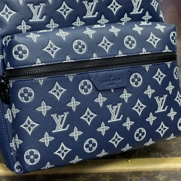 Louis Vuitton Discovery Backpack Blue - Image 6