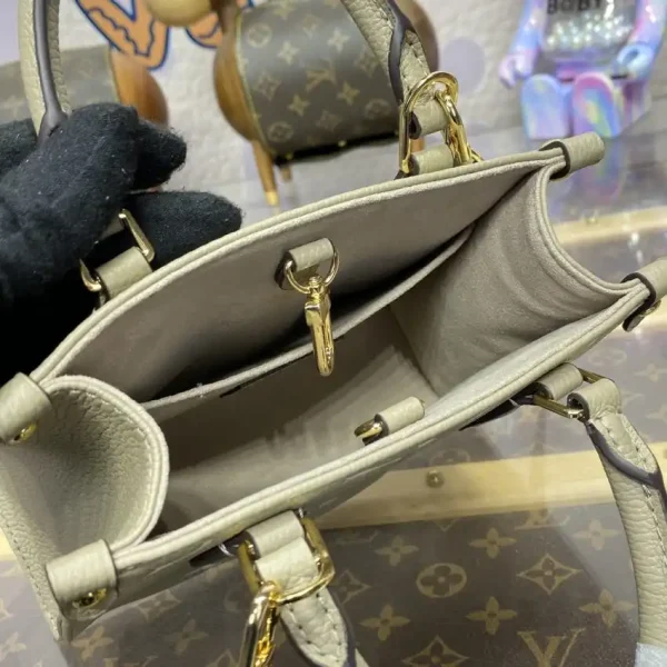 Louis Vuitton  OnTheGo BB Beige - Image 5