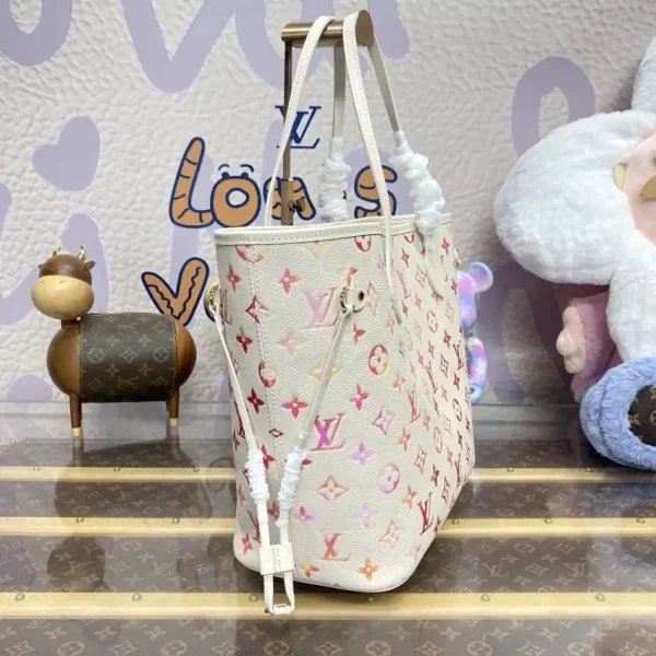 Louis Vuitton Neverfull MM White Orange - Image 5