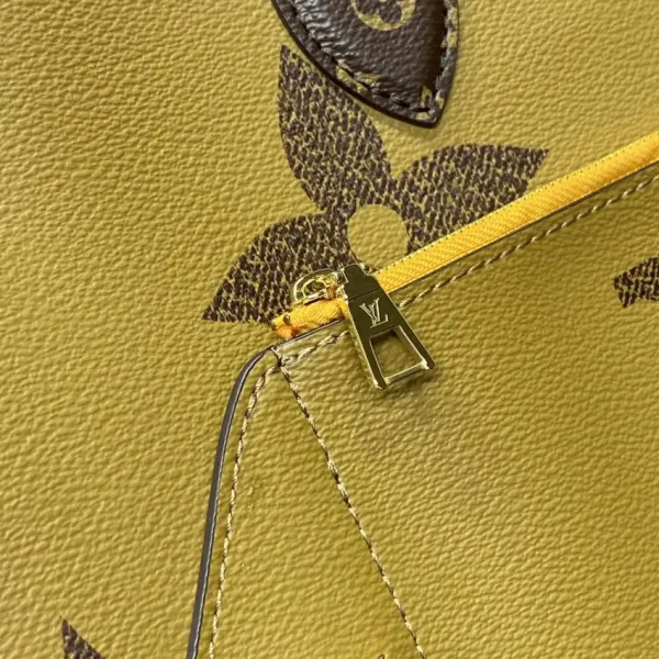 LV OnTheGo Large Brown - Image 11