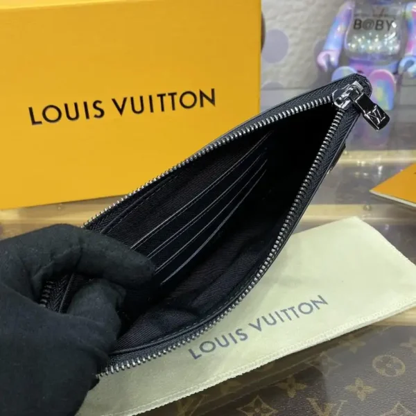 Louis Vuitton Discovery Pochette - Image 7