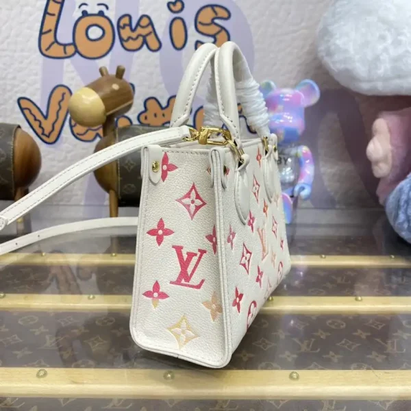 LV OnTheGo BB White - Image 3