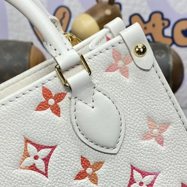 LV OnTheGo BB White - Image 8