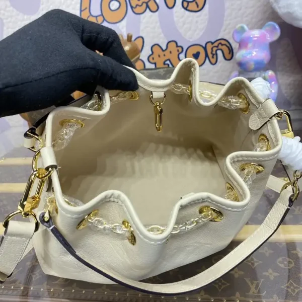 Louis Vuitton LV Bundle White - Image 3
