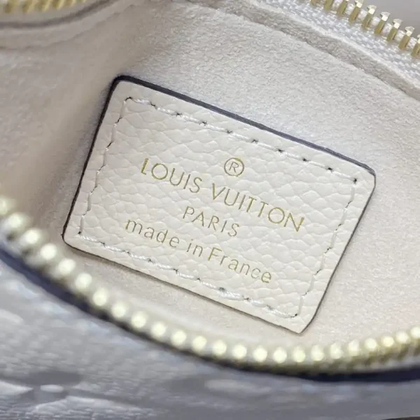 Louis Vuitton LV Bundle White - Image 4