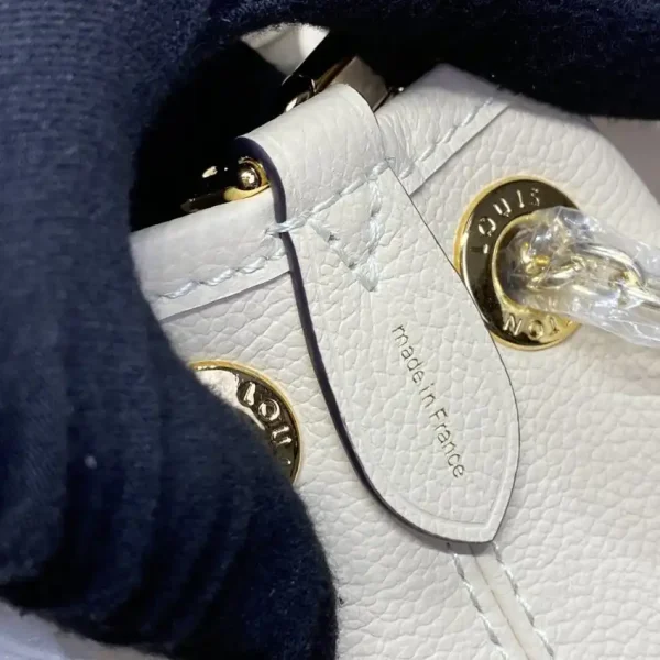 Louis Vuitton LV Bundle White - Image 5